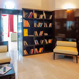 4* Hotel apartamentowy The Levante Rathaus