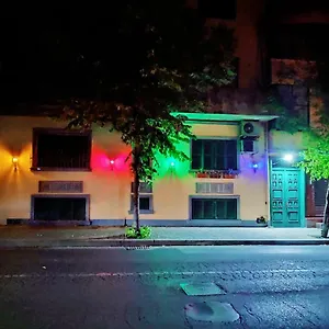 Tufina Auberge de jeunesse Tirana